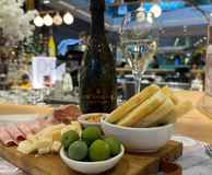 Prosecco Caffè - Stratford