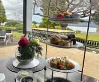 MacKinnon Restaurant & The Explorer Bar