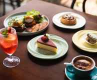 Manor Cafe & Restaurant