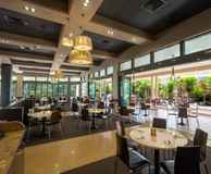 Waves Buffet Restaurant