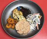 UNDR / HOUSE OF FLAVAZ