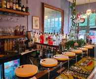 Red Vine Restaurant