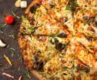 Martinellas Brighton Bay Pizza