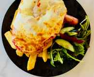 Bar 114 & Restaurant