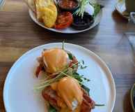 Tree House Cafe & Bar