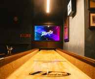 Newhall Street Tavern