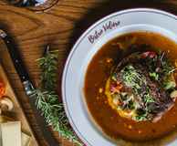 Bistro Voliere