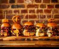 Benny's Burger