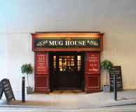 Mug House