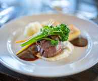 MacKinnon Restaurant & The Explorer Bar