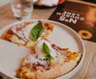 No.5 Restaurant & Bar