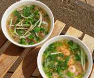 Leon's Pho and Roll - Park St