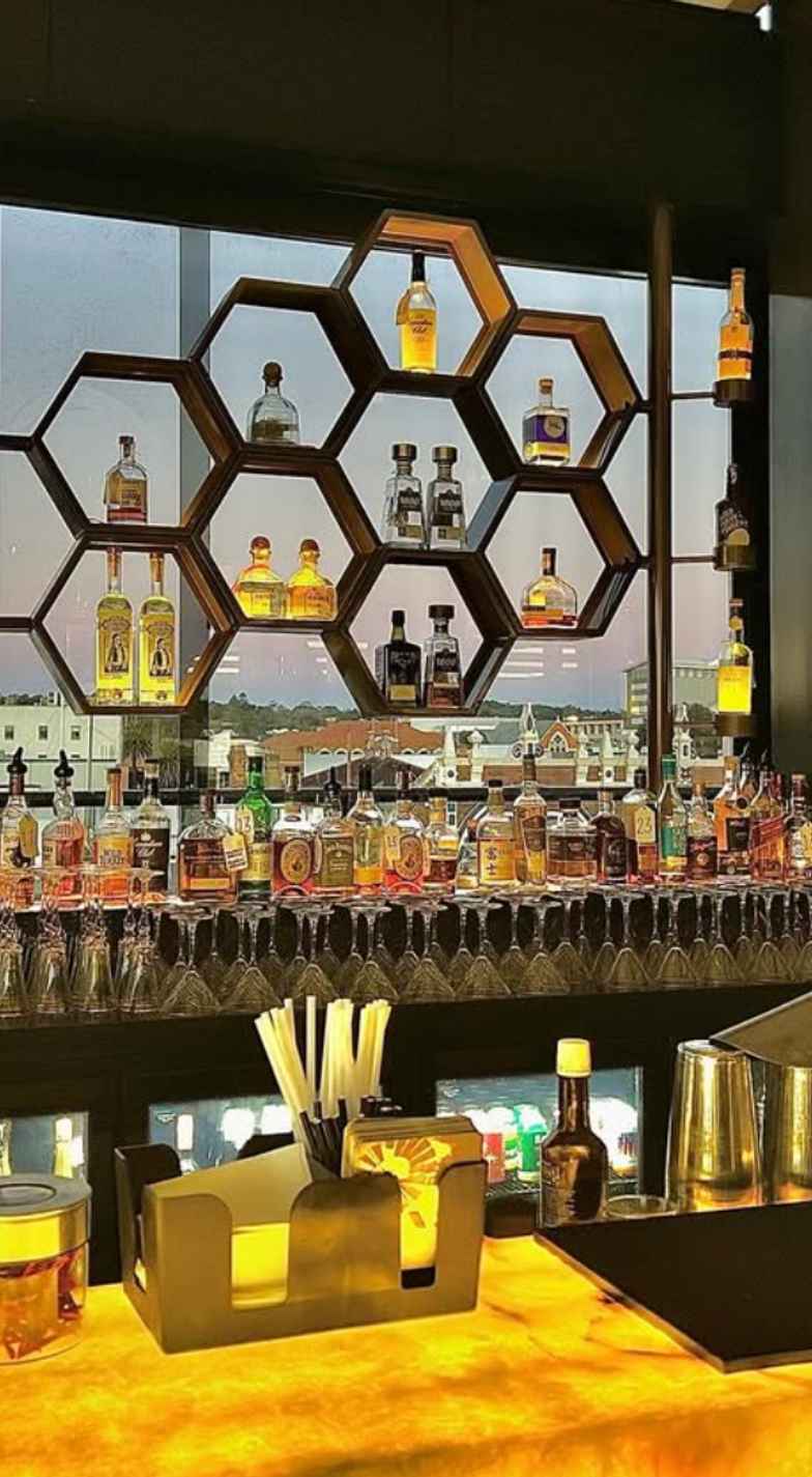 George Banks Rooftop Bar & Bistro: 50% off the first table of the night ...