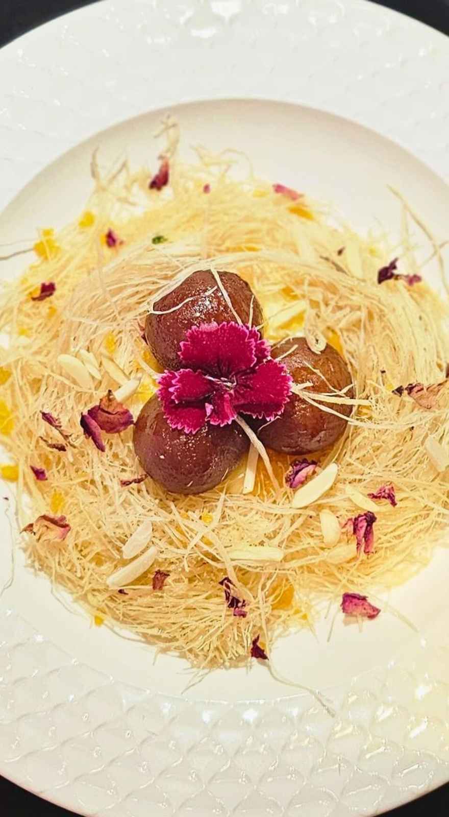 Vani's Kitchen (Restaurant & Bar)