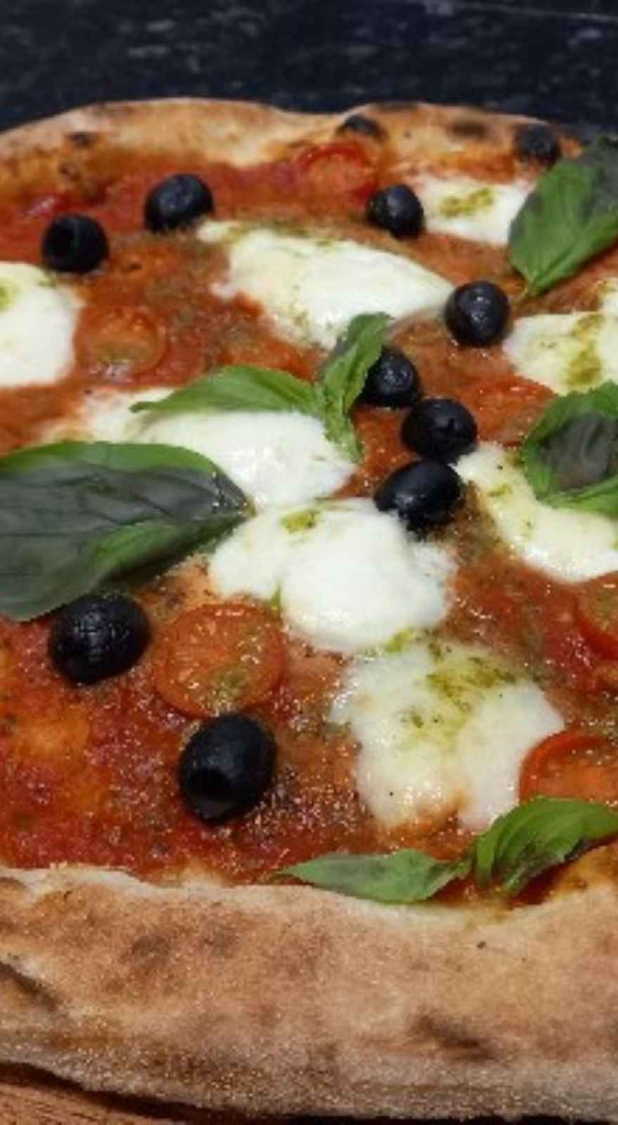 Tomato & Basil Pizzeria