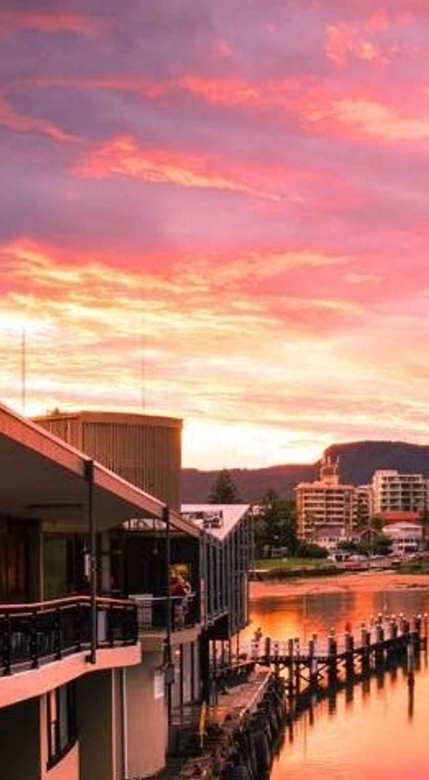 Bombora Seafood Cafe/Restaurant