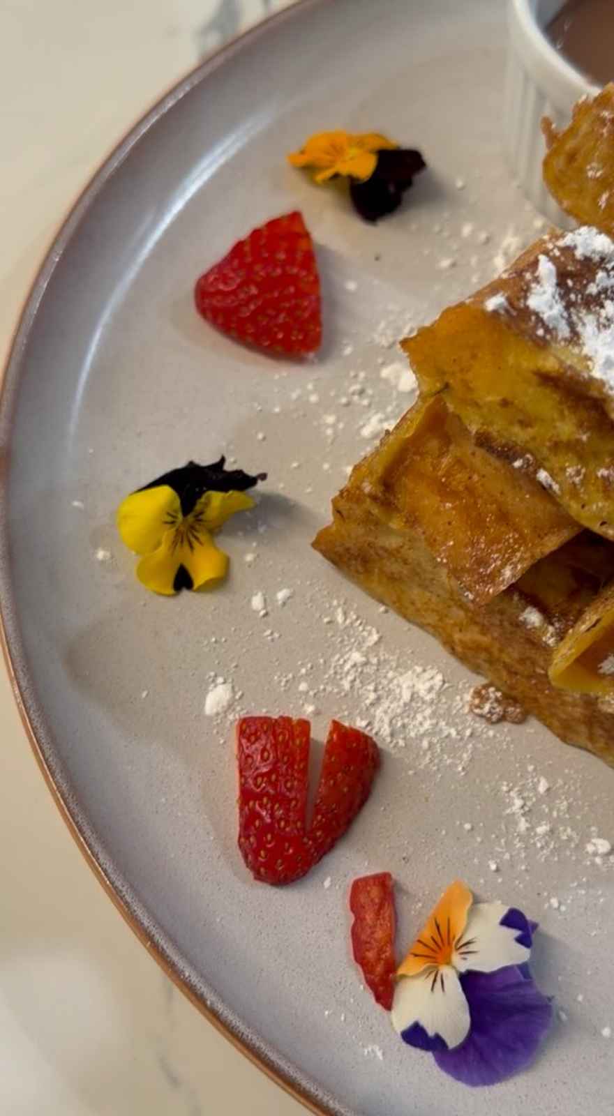 Filo cafe & restaurant
