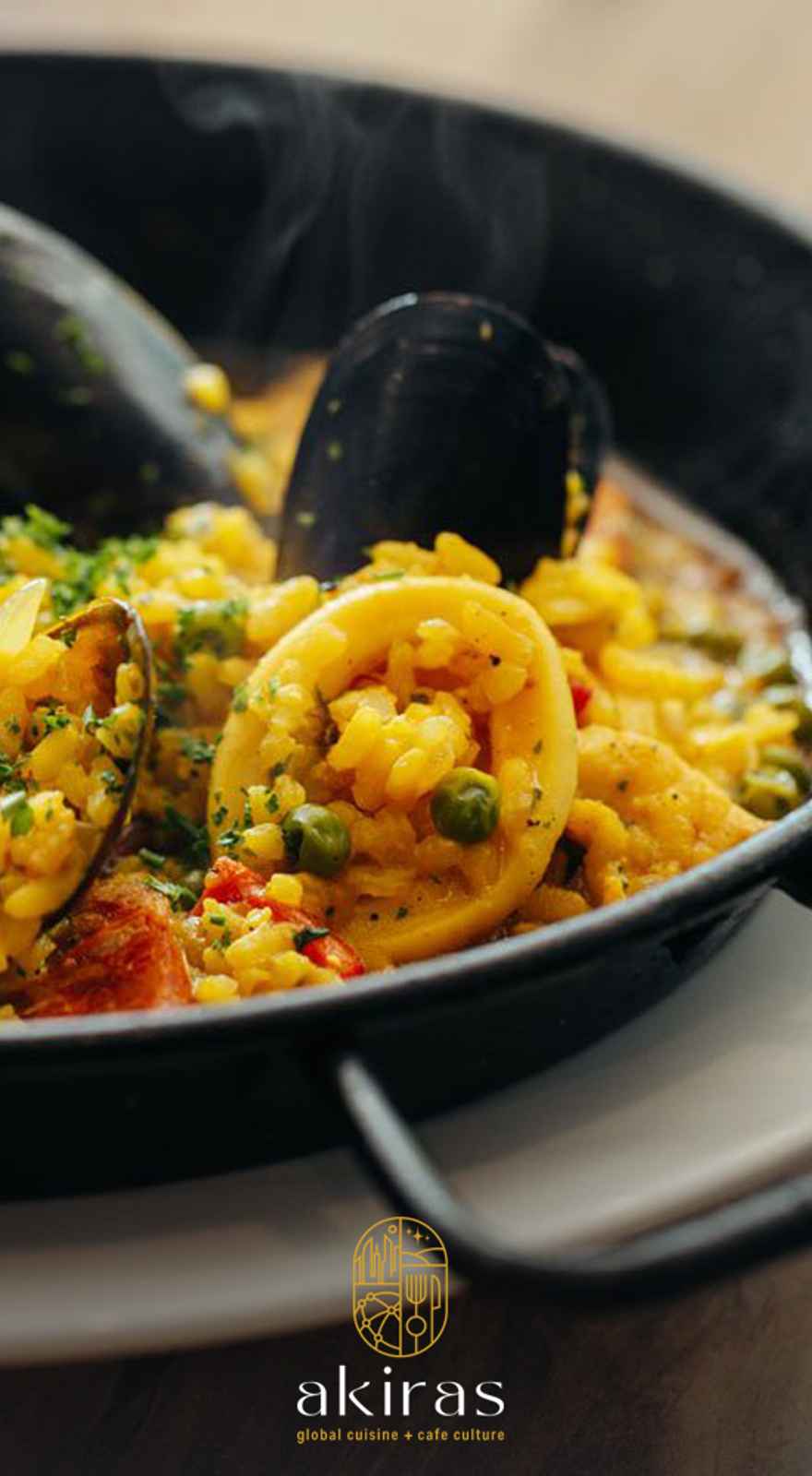 Akiras Cafe & Restaurant