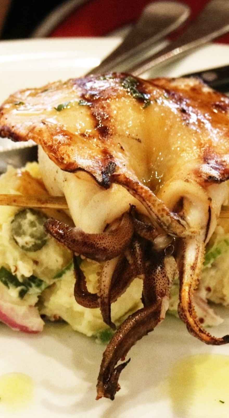 Mediterraneo Charcoal Grill