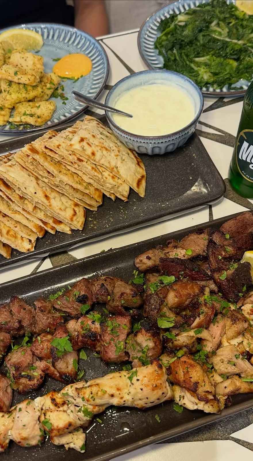 Parea Greek Tavern