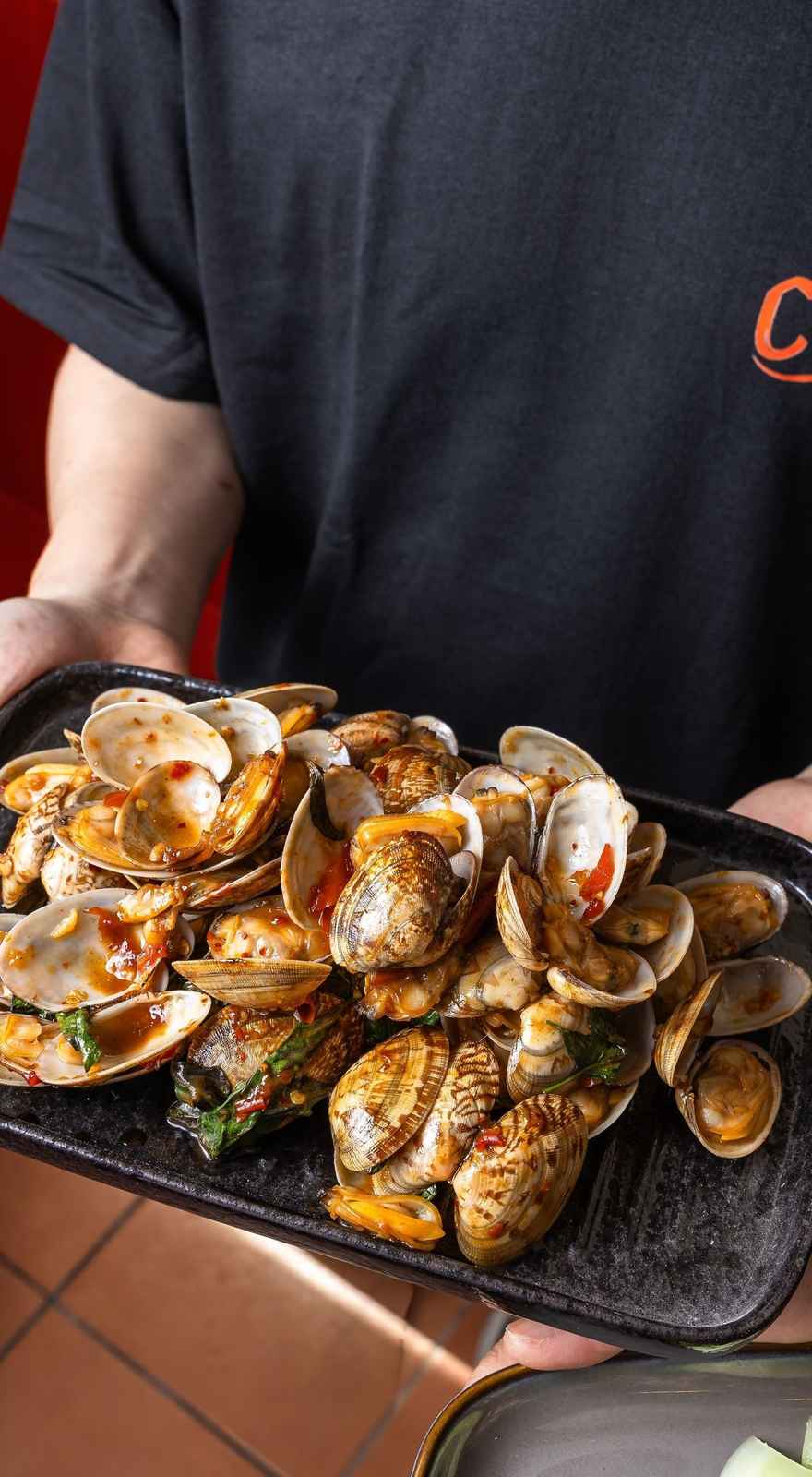 CHAAN ฉันท์