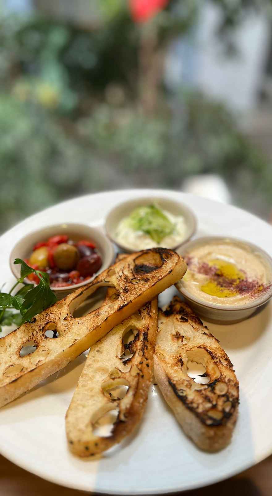 Edelwyss Bistro & Bar
