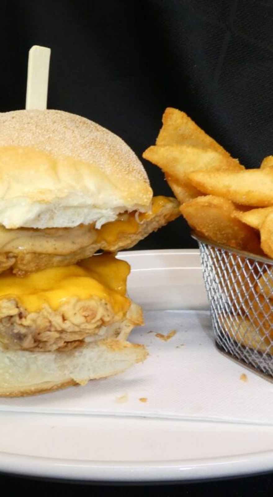 Boardwalk Beach Bar & Bistro